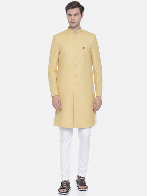 

The Indian Garage Co Men Beige & White Solid Sherwani