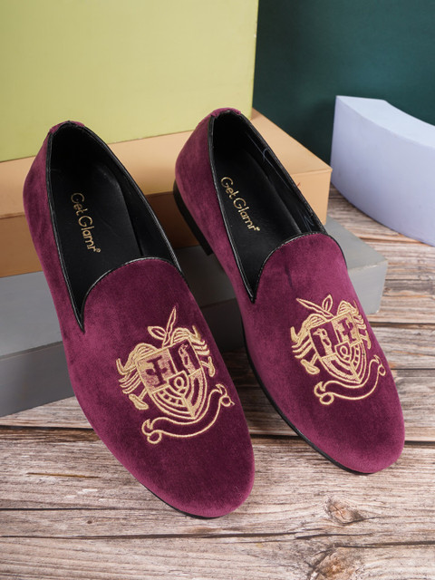 

Get Glamr Men Purple Loafers