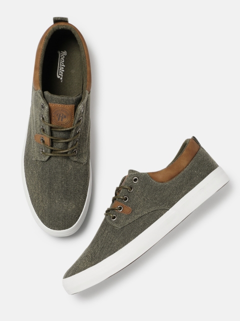 

Roadster Men Olive Green Solid Sneakers