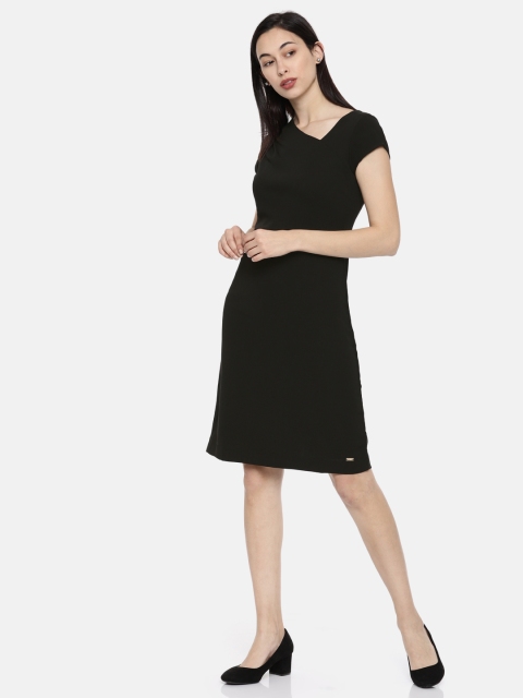 

Park Avenue Woman Women Black Solid Sheath Dress