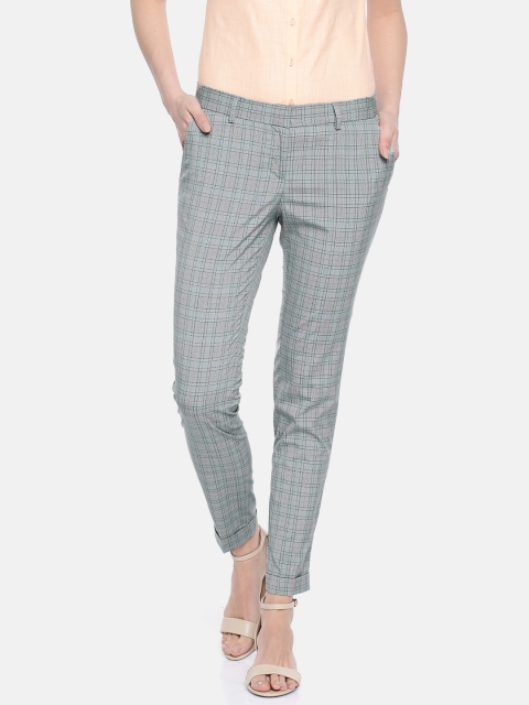 

Park Avenue Woman Grey & Red Tapered Fit Checked Formal Trousers