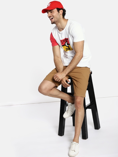 

Minions by Kook N Keech Men White Printed Round Neck T-shirt