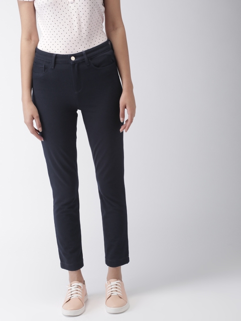 

Tommy Hilfiger Women Navy Blue Regular Fit Solid Cropped Trousers