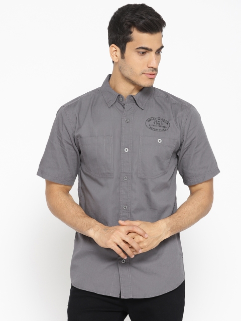 

Harley-Davidson Men Grey Regular Fit Solid Casual Shirt