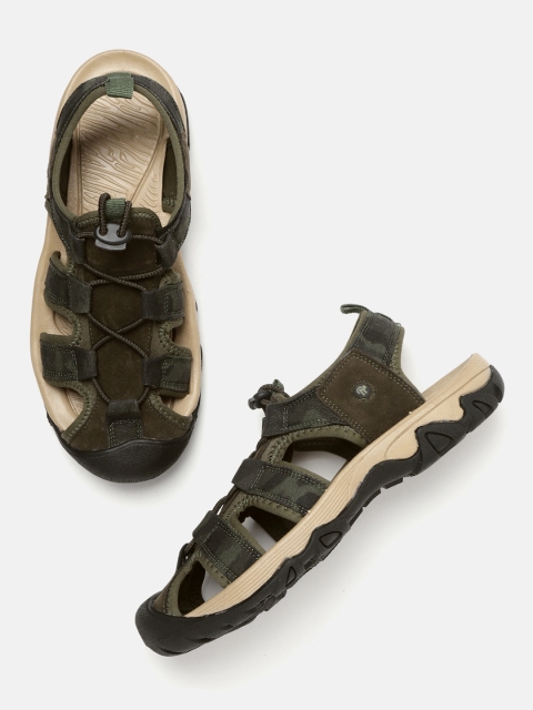 

The Roadster Lifestyle Co Men Olive Green Solid Fisherman Sandals