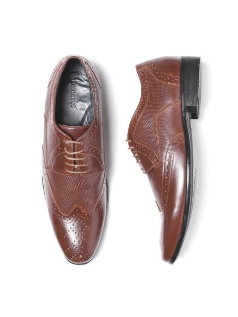 

INVICTUS Men Dark Brown Textured Formal Wingtips Brogues