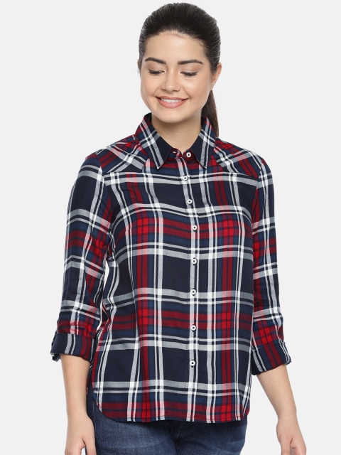 

Vero Moda Women Navy Blue & Red Regular Fit Checked Casual Shirt