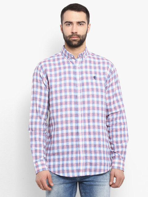 

Red Tape Men Red & Blue Regular Fit Checked Casual Shirt