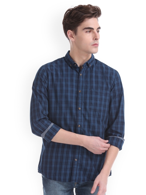 

Ruggers Men Blue Regular Fit Checked Casual Shirt