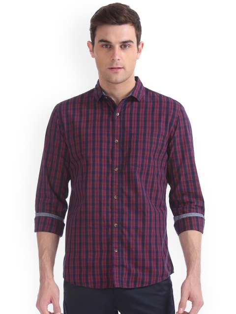 

Ruggers Men Red & Blue Regular Fit Checked Casual Shirt