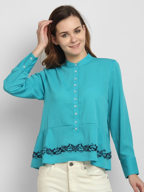 

LA LOFT Women Turquoise Blue Regular Fit Printed Casual Shirt