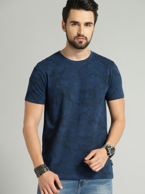 

Roadster Men Blue Printed Round Neck T-shirt