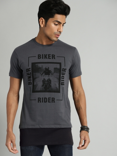 

Roadster Men Charcoal Grey Printed Round Neck Longline T-shirt