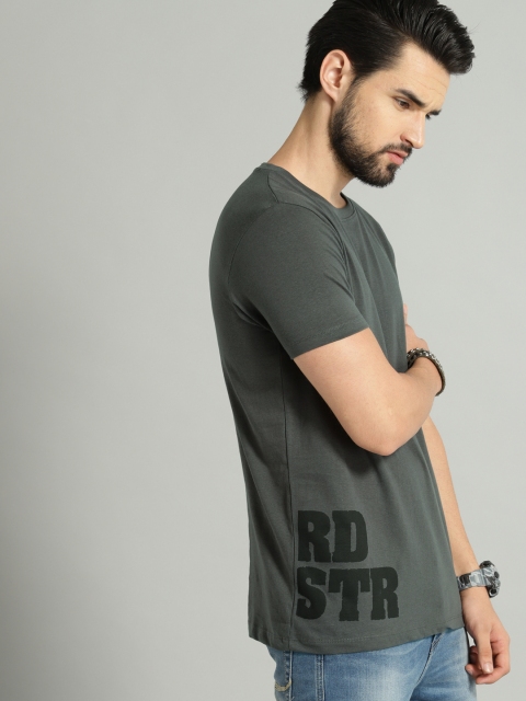 

Roadster Men Charcoal Printed Round Neck T-shirt