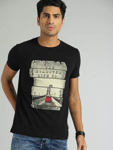 

Roadster Men Black Printed Round Neck T-shirt