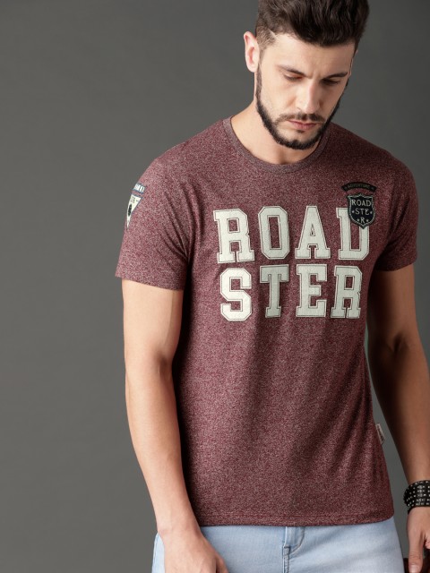 

Roadster Men Maroon Brand Carrier T-shirt