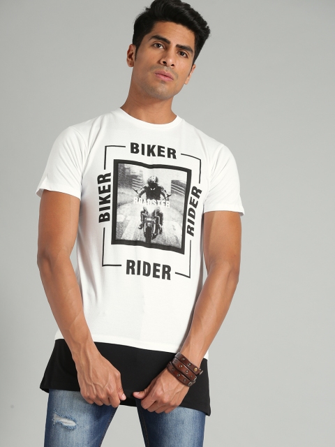 

The Roadster Lifestyle Co Men White Printed Round Neck Longline Pure Cotton T-shirt