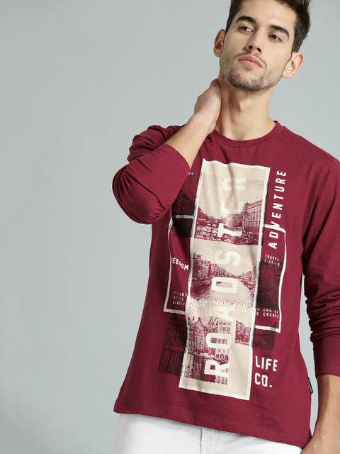 

The Roadster Lifestyle Co Men Maroon Printed Round Neck T-shirt