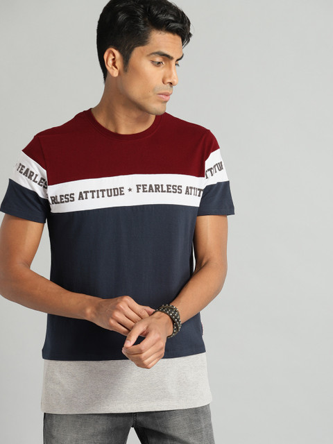 

Roadster Men Maroon & Navy Blue Colourblocked Round Neck T-shirt