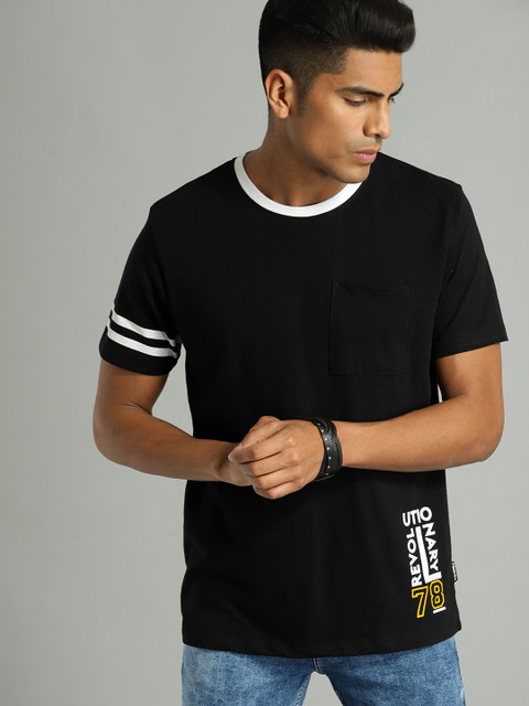 

Roadster Men Black Printed Round Neck T-shirt