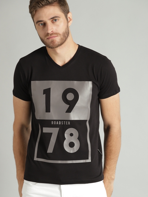 

The Roadster Lifestyle Co Men Black Printed V-Neck T-shirt