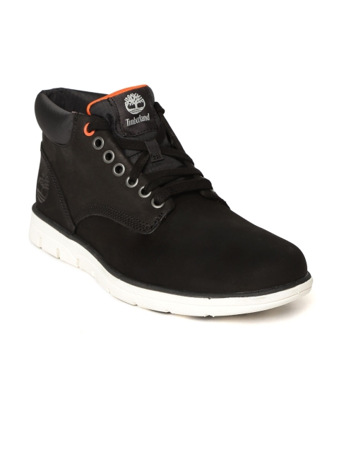 

Timberland Men Black Bradstreet Leather Chukka Boots