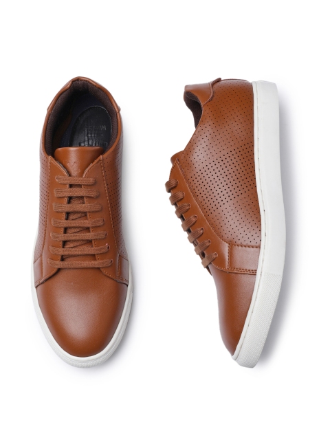 

WROGN Men Tan Solid Sneakers