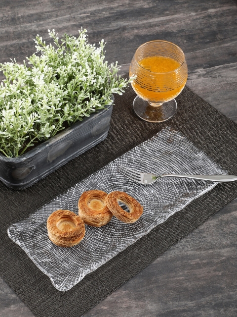 

Pure Home and Living Transparent Textured Glass Tray