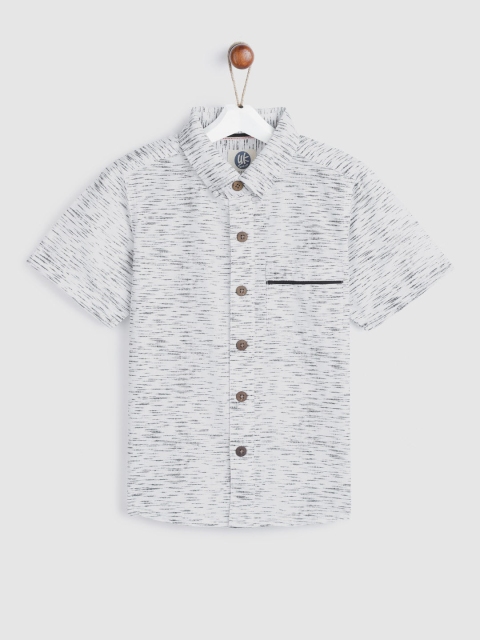 

YK Boys White & Black Regular Fit Printed Casual Shirt