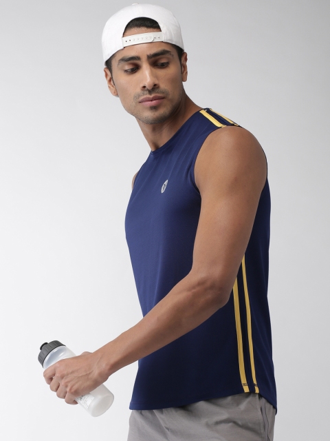 

2GO Men Navy Blue Solid Round Neck Running T-shirt
