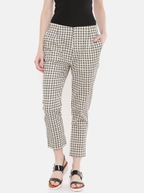 

De Moza Women Off-White & Grey Straight Fit Checked Cropped Trousers