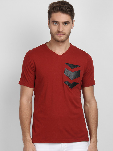 

LA LOFT Men Red Solid V-Neck T-shirt