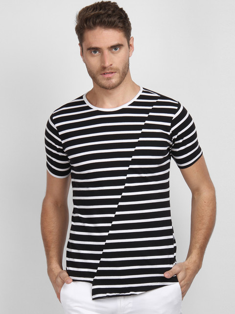 

LA LOFT Men White Striped Round Neck T-shirt