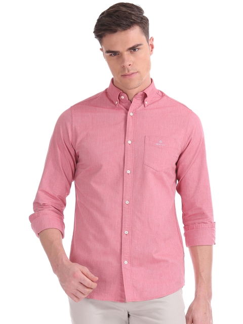 

GANT Men Red Regular Fit Solid Casual Shirt