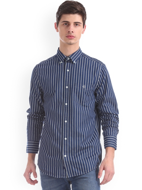 

GANT Men Blue Regular Fit Striped Casual Shirt