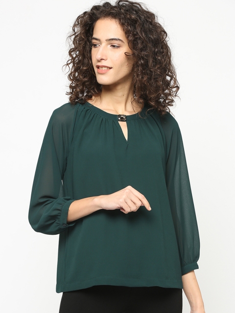 

Gipsy Women Green Solid Top