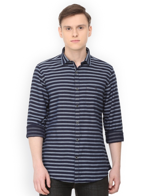 

Van Heusen Sport Men Navy Blue & Grey Slim Fit Striped Casual Shirt