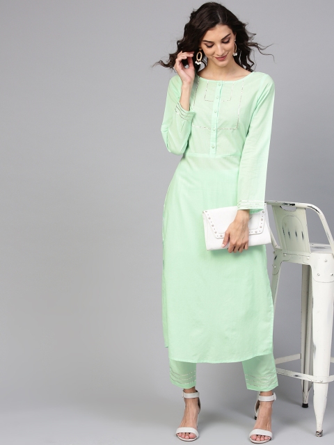 

Nayo Women Green Solid Straight Kurta