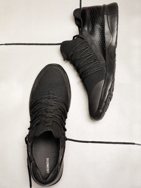 

LOCOMOTIVE Men Black Sneakers