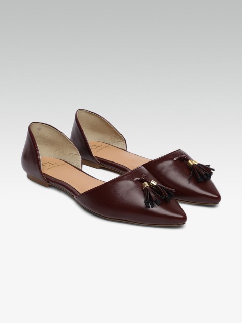 

Carlton London Women Burgundy Solid Ballerinas