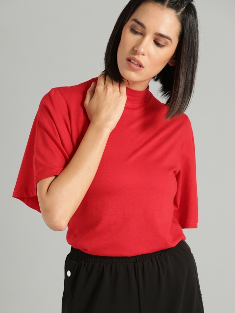 

Roadster Women Red Solid Top