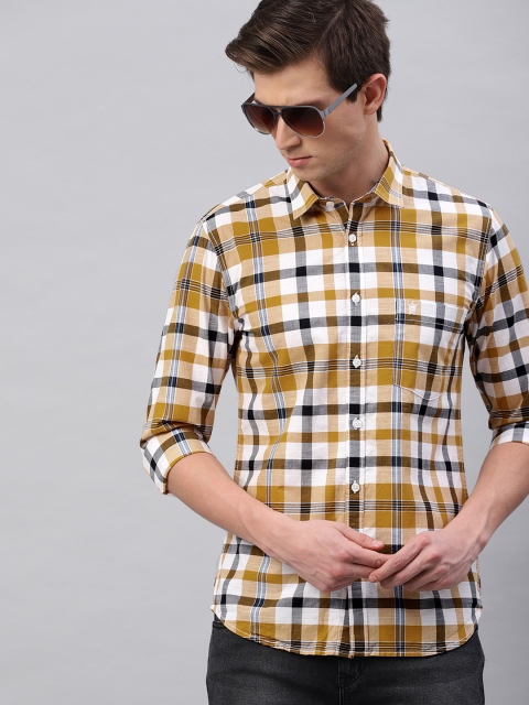 

French Connection Men Mustard & White Slim Fit Checked Casual Shirt