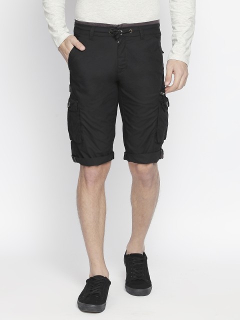 

beevee Men Black Solid Regular Fit Cargo Shorts