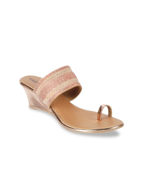 

SOLE HEAD Women Gold-Toned Woven Design Sandals