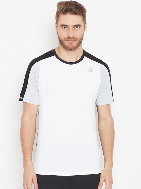 

Reebok Men White Solid Slim Fit Training Smartvent Move T-shirt