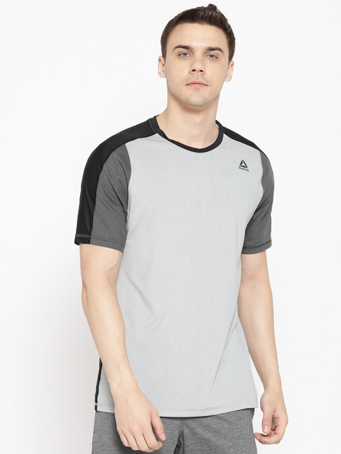 

Reebok Men Grey Solid Smartvent Move Training T-Shirt