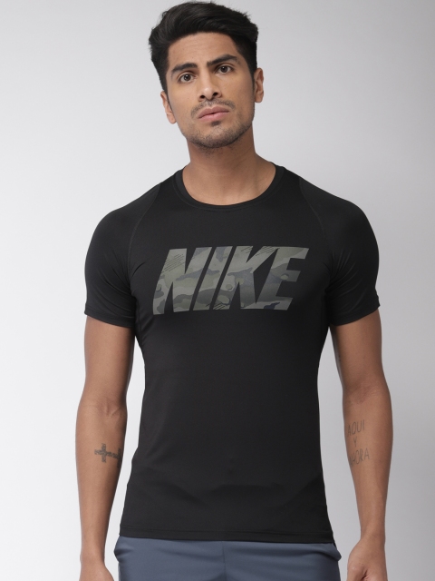 

Nike Black Printed Slim Fit AS M NP TOP SS FTTD 2L CMO T-Shirt