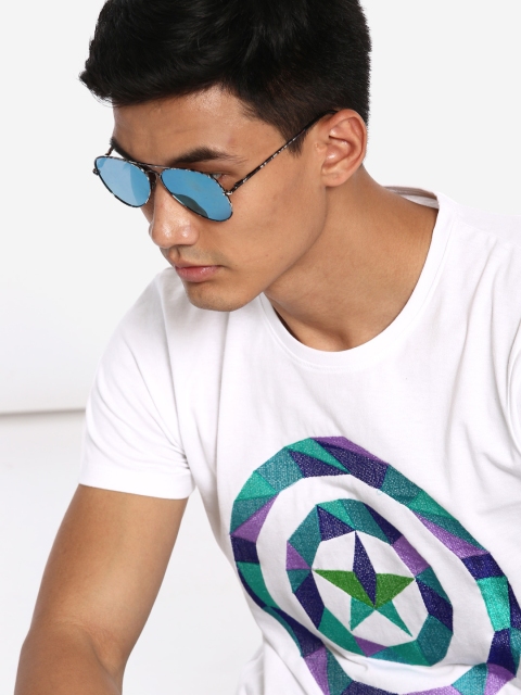

Kook N Keech Marvel Men White Embroidered Round Neck T-shirt