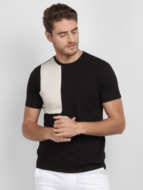 

LA LOFT Men Black & White Colourblocked Round Neck T-shirt