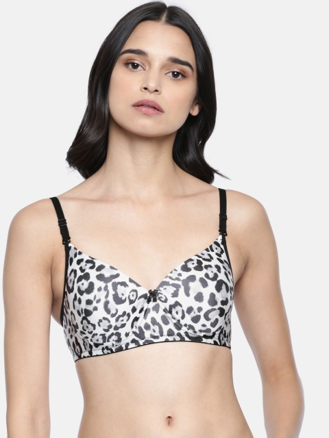 

Lady Love Black & White Printed Non-Wired Lightly Padded Everyday Bra LLBR8066